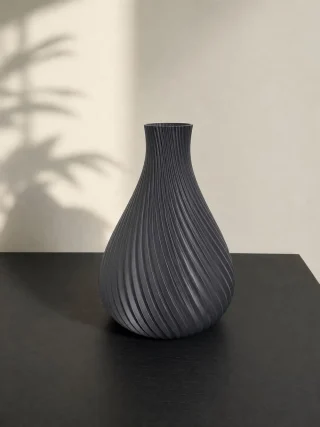 Modern Spiral Vazo ve Minimalist Ev Dekorasyonu