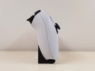 Görünmez Minimalist PS5 Kontrolcü Tutucu